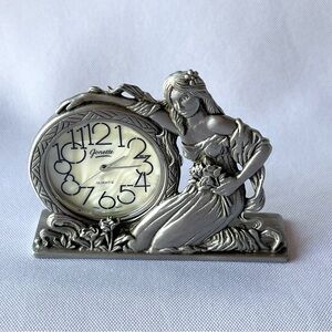 JJ Jonette Vintage Table Or Desk Clock Running